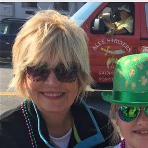 Meet your Posher, Rebecca